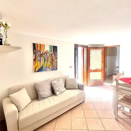 Apartment Nura Bilo 1 *